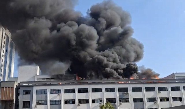 İş merkezi yangını kontrol altına alındı