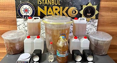 İstanbul'da otoyolda nefes kesen takip: Minibüse uyuşturucu baskını