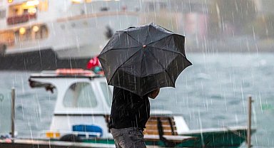 İstanbul'a sağanak ve kuvvetli poyraz uyarısı... Sıcaklıklar 4 derece düşecek