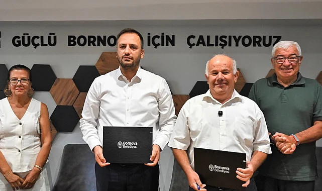 İzmir Bornova'da "Üçüncü Yaş Üniversitesi" dönemi başlıyor