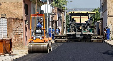 İzmir Büyükşehir'den Küçük Menderes'te yol yenileme hamlesi