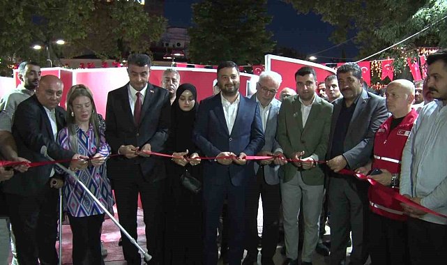 Kağıthane Meydanı'nda "15 Temmuz Demokrasi ve Millî Birlik Günü" nöbeti
