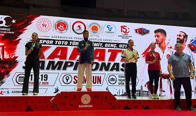 Kağıtspor'dan bir haftada 10 Türkiye şampiyonluğu