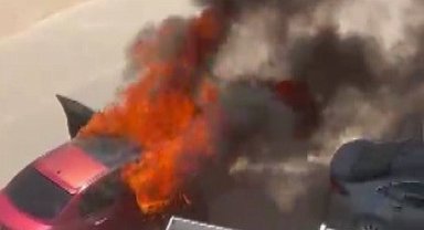 Kahramanmaraş'ta otomobil yangını