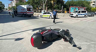Karaman'da motosikletler çarpıştı: 2 yaralı