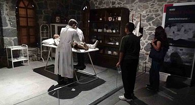 Kars'ta tarihe dokunan müze: Kafkas Cephesi'nin acıları ve kahramanlığı ziyaretçileri derinden etkiliyor