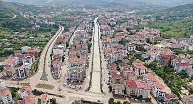 Kastamonu'da sağanak kabusa döndü: 12 kişi tahliye edildi, 6 köy yolu ulaşıma kapandı