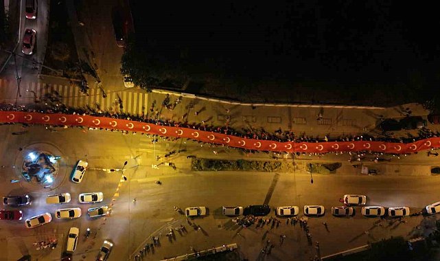 Kırıkkale 15 Temmuz'da tek yürek oldu: Binlerce vatandaş demokrasi yürüyüşünde buluştu
