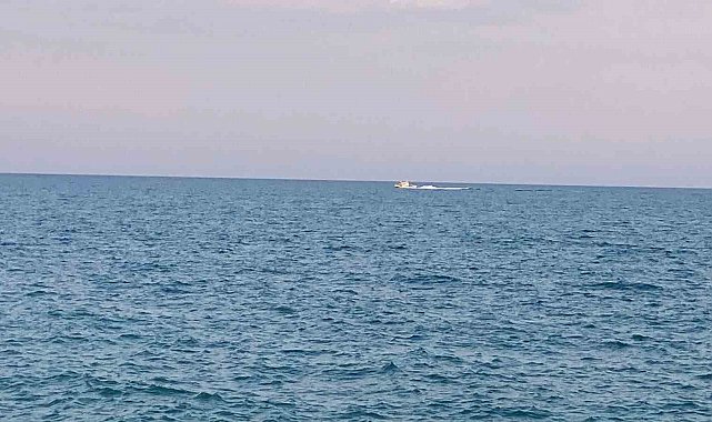 Kızkalesi'nde denizde kaybolan şahsın bulunması için arama çalışmaları sürüyor
