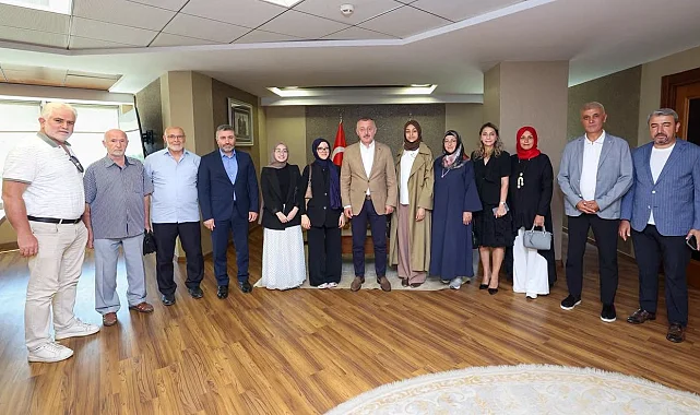 Kocaeli'de Başkan Büyükakın şampiyonları ağırladı