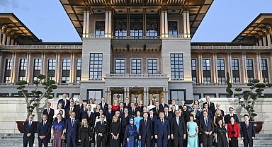 Külliyede NATO yemeği ve hatırası