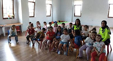 Kur'an kursu öğrencilerine uygulamalı trafik eğitimi