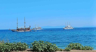Kuşadası'nda tekne turlarına yoğun ilgi