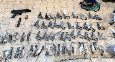 Kütahya'da silah kaçakçılığı operasyonunda yakalanan 5 zanlı tutuklandı