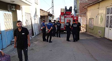 Malatya'da 5 büyüklüğündeki deprem paniğe neden oldu