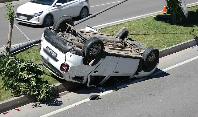 Malatya'da altgeçitte otomobiller çarpıştı: 3 yaralı