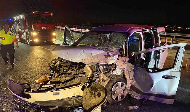 Malatya'da hafif ticari araç otomobille çarpıştı: 5 yaralı