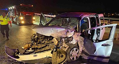 Malatya'da hafif ticari araç otomobille çarpıştı: 5 yaralı