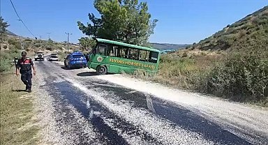 Manavgat'ta safari aracı kaza yaptı: 2 yaralı