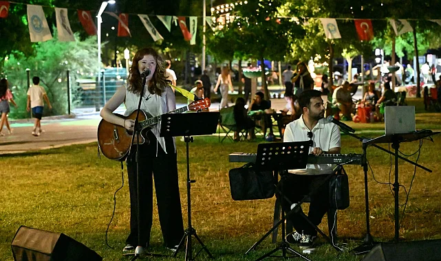 Manisalılar akustik yaz akşamlarında buluşuyor