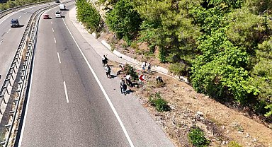 Marmaris Seyir Tepesi'nde çöp mesaisi