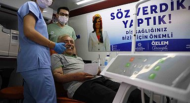 Mobil diş klinikleri 3 ilçede vatandaşlarla buluştu