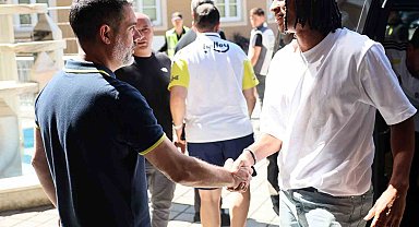 Nathan Ake, Fenerbahçe'de ilk çalışmasını yaptı