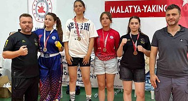 Niğde Wushu Takımı Malatya'dan 17 madalyayla döndü