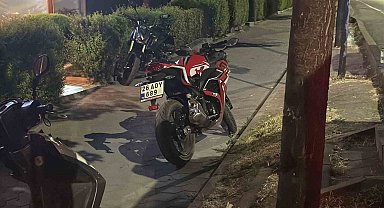 Önüne köpek fırlayan motosikletli, kaza yapıp kendi çağırdığı ambulansı reddetti