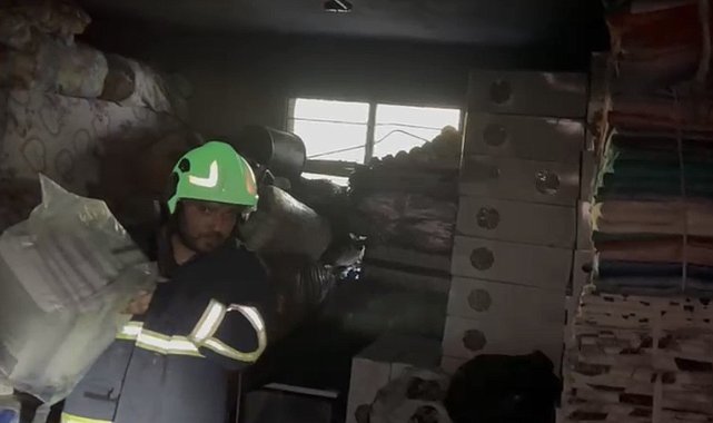 Osmaniye'de odunluk yangını eve sıçramadan söndürüldü