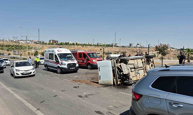 Otomobil refüje çarparak takla attı: 1 yaralı