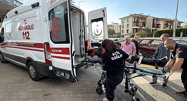 Otomobile çarpmamak için manevra yapınca bisikletten düştü