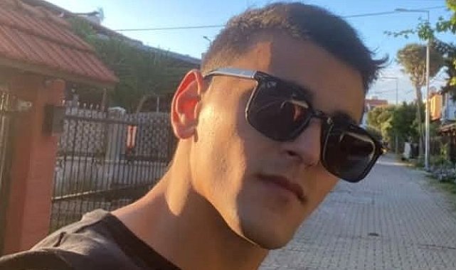 Otomobilin çarptığı üniversite öğrencisi hayatını kaybetti