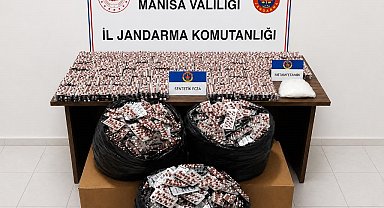 Otoyoldaki operasyonda bir araçta 59 bin adet hap ve 2 kiloya yakın uyuşturucu ele geçirildi