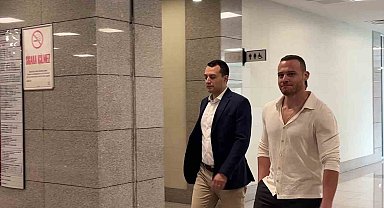 Oyuncu Kerem Bursin: "AHBAP Derneğine 200 bin TL bağışta bulundum"