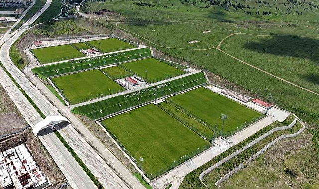Palandöken Yüksek İrtifa Kamp Merkezi'nde sezon hazırlıkları tüm hızıyla sürüyor
