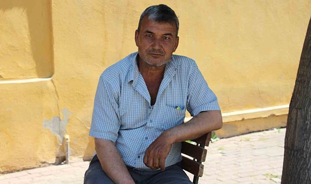 "Çalışmazsam ölürüm" diyerek gençlerin kolay para hevesini eleştirdi
