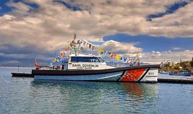Sahil Güvenlik botları Denizcilik ve Kabotaj Bayramı'nda ziyarete açıldı