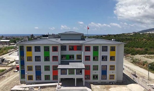 Samandağ'a inşa edilen 24 derslikli Anadolu lisesi inşaatında sona gelindi