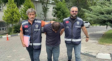 Samsun'da 1 buçuk milyonluk vurgun yapan sahte polis adliyeye sevk edildi
