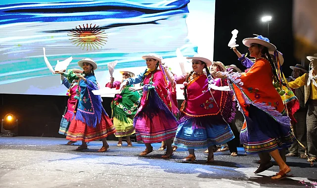 Samsun'da Uluslararası Halk Oyunları Festivali başlıyor