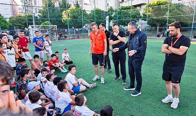 Sandıklı'da Sokak Futbol Turnuvası'nın 8'incisi başladı