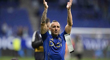 Santi Cazorla, futbolu bıraktığını açıkladı