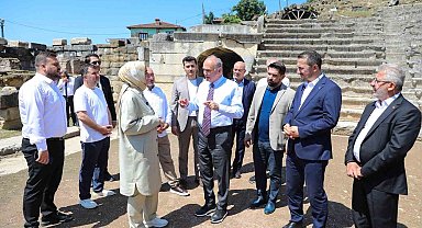 Sayan Kaya, Konuralp'e hayran kaldı