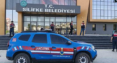 Silifke Belediyesine yönelik 'rüşvet' soruşturmasında tutuklu sayısı 10'a yükseldi