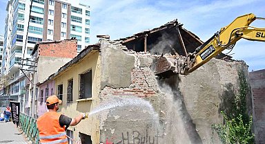 Sinandede'de dönüşümde ilk kepçe vuruldu