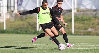 Sivasspor'da 2. etap kampı başladı