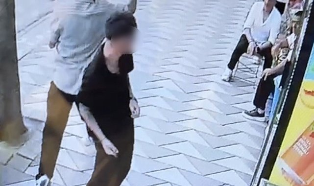 Sokak ortasında bıçaklı ve silahlı kavga: 1 yaralı