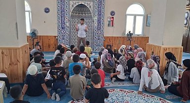 Söke'de Yaz Kur'an Kurslarında değerler eğitimi seminerleri devam ediyor