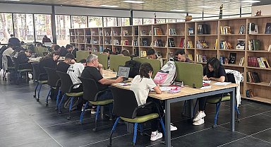 Sosyal Etki Zirvesi'nden Adıyaman'a umut köprüsü... Binlerce kitap kütüphanelerle buluştu